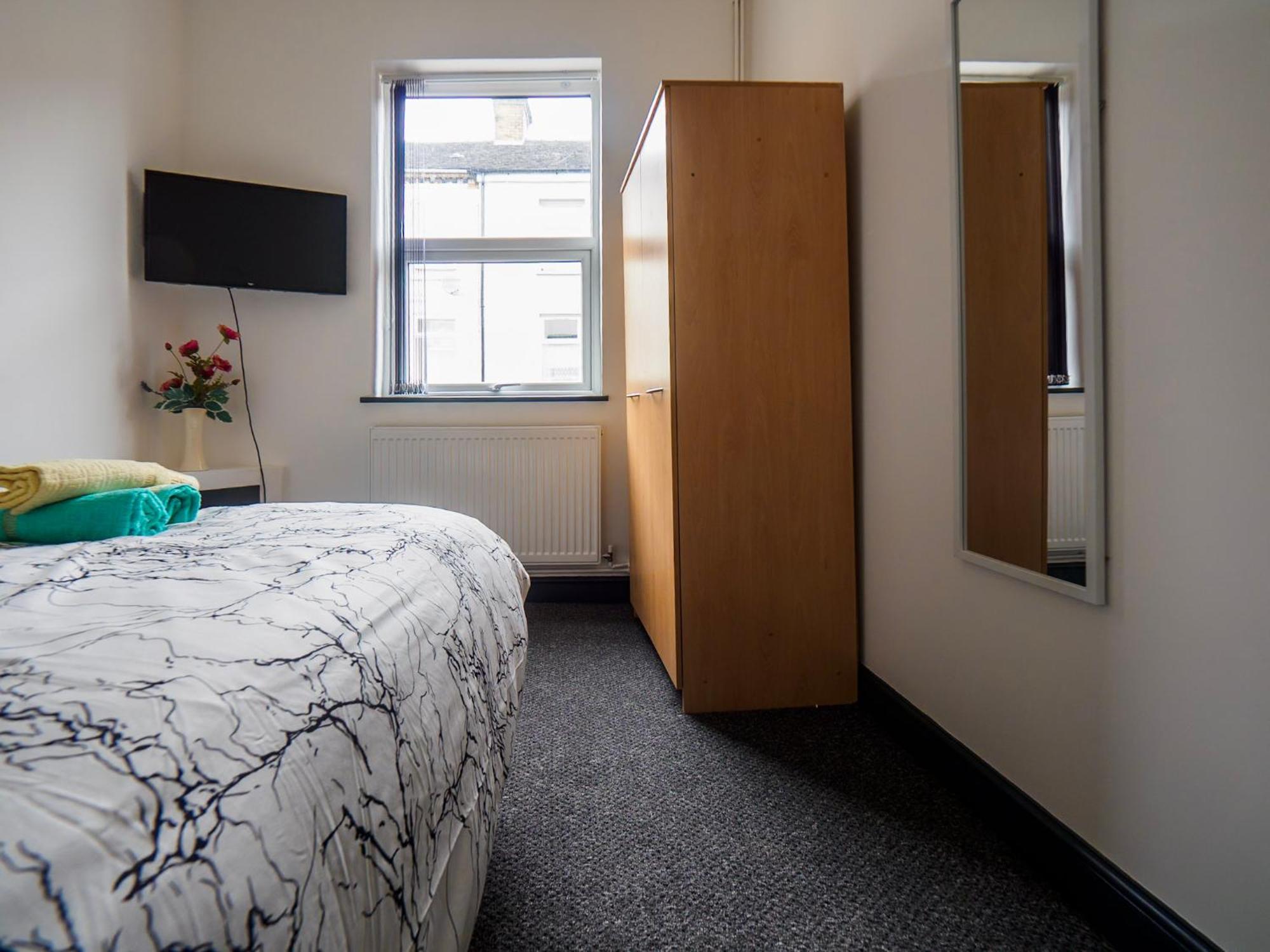 Chatham Lodge Cosy Large Double Room 1 Stoke-on-Trent Exterior foto